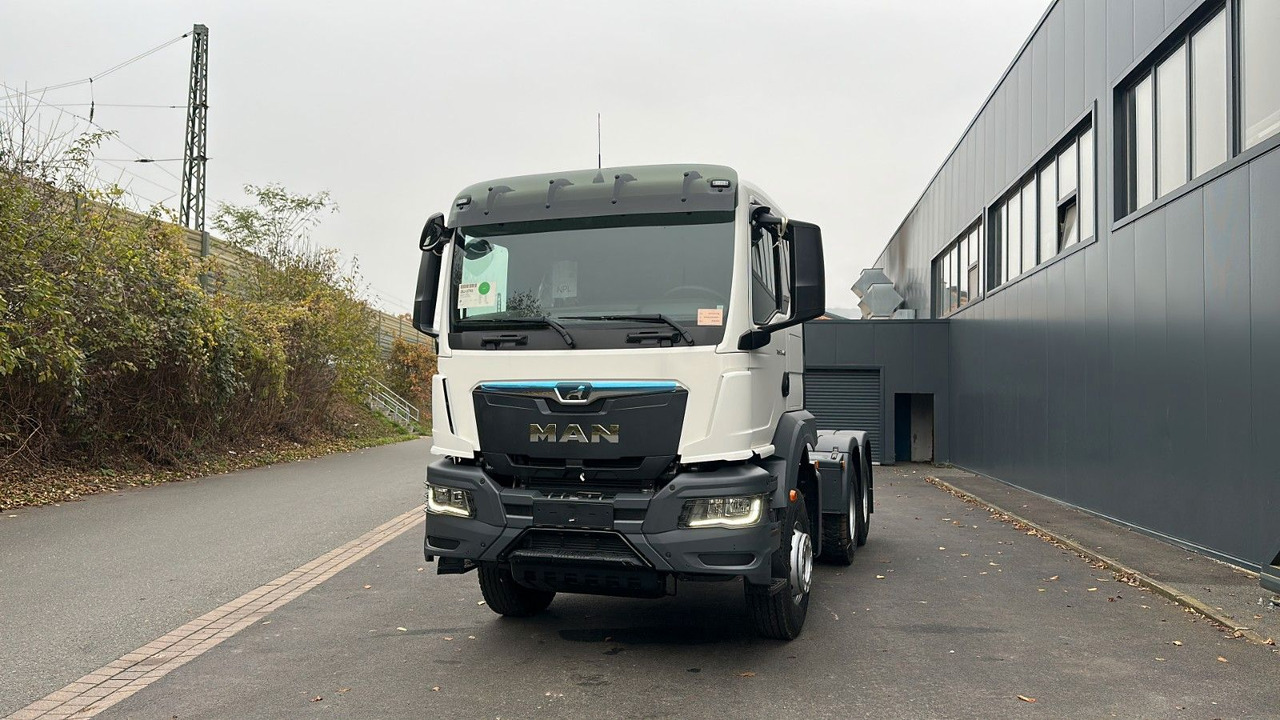 Tractor unit MAN TGS 33.440 BBS 6X4  EUROMIX MTP Kipper-Auflieger: picture 16
