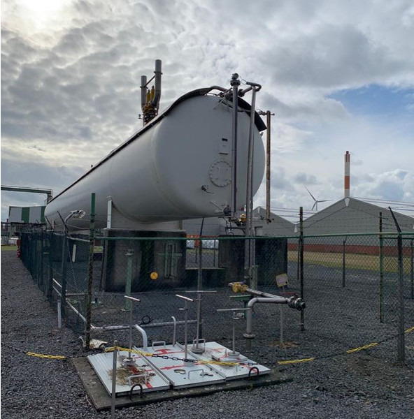 200m3 stationary gastank Gas, LPG, GPL, GAZ, Propane with Sun roof and appendages Used Tank ID 1.209 - Fuel tank: picture 2 200m3 stationary gastank Gas, LPG, GPL, GAZ, Propane with Sun roof and appendages Used Tank ID 1.209 - Fuel tank: picture 2