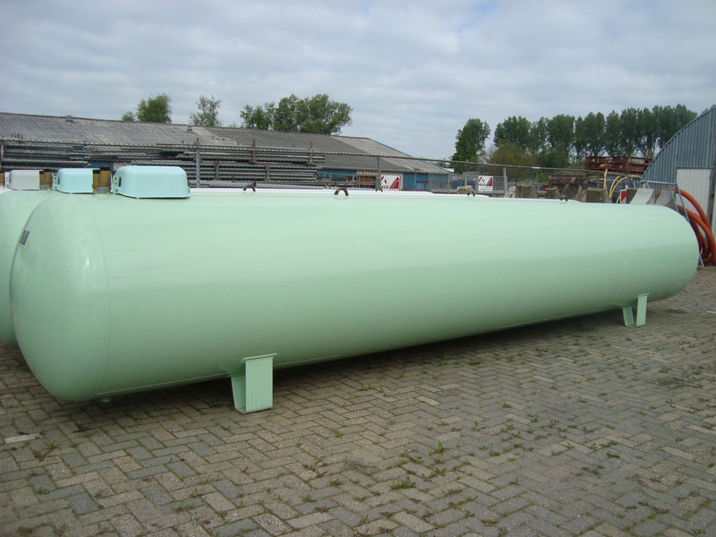 De Visser Propaan/Butaan LPG tank 9100 L gastank Propaan/Butaan LPG tank 9100 L (4,55 ton) Gastank Ø 1250 including tank fittings ID 11.10 L: 7790mm, 1350kg option of heating spiral - Fuel tank for Truck: picture 2 De Visser Propaan/Butaan LPG tank 9100 L gastank Propaan/Butaan LPG tank 9100 L (4,55 ton) Gastank Ø 1250 including tank fittings ID 11.10 L: 7790mm, 1350kg option of heating spiral - Fuel tank for Truck: picture 2