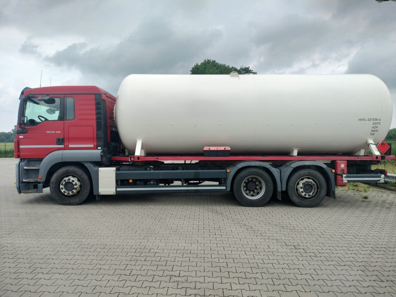 MAN TGS 26.400 6x2-4 LL -26900 L Gas tank truck -Gas, Gaz, LPG, GPL, Propane, Butane tank, Gastank ID 2.168 Rootselaar, flowmeter, pump - Tank truck: picture 4 MAN TGS 26.400 6x2-4 LL -26900 L Gas tank truck -Gas, Gaz, LPG, GPL, Propane, Butane tank, Gastank ID 2.168 Rootselaar, flowmeter, pump - Tank truck: picture 4