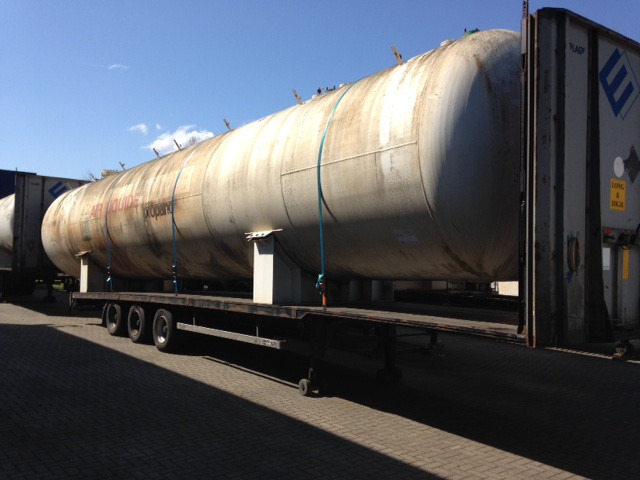 Open flatbed trailer Van Hool 3B2011 Used tank 70m3 aboveground - Gas, Gaz, LPG, GPL, Propane, Butane tank ID 1.130 - Dropside/ Flatbed semi-trailer: picture 2 Open flatbed trailer Van Hool 3B2011 Used tank 70m3 aboveground - Gas, Gaz, LPG, GPL, Propane, Butane tank ID 1.130 - Dropside/ Flatbed semi-trailer: picture 2