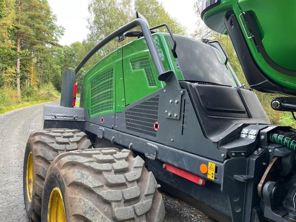 John Deere 1170G - Forestry harvester: picture 4 John Deere 1170G - Forestry harvester: picture 4