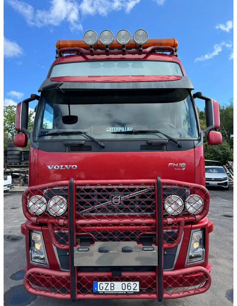 Volvo FH 16.660 8x4, Retarder, Hub-redu. 140ton GCW, 2007 - Tractor unit: picture 2 Volvo FH 16.660 8x4, Retarder, Hub-redu. 140ton GCW, 2007 - Tractor unit: picture 2