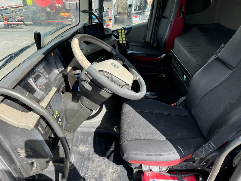 Volvo FH 460 6x2*4, Euro 6, Mixer with Hydraulic-slide, 2013 on lease Volvo FH 460 6x2*4, Euro 6, Mixer with Hydraulic-slide, 2013: picture 17