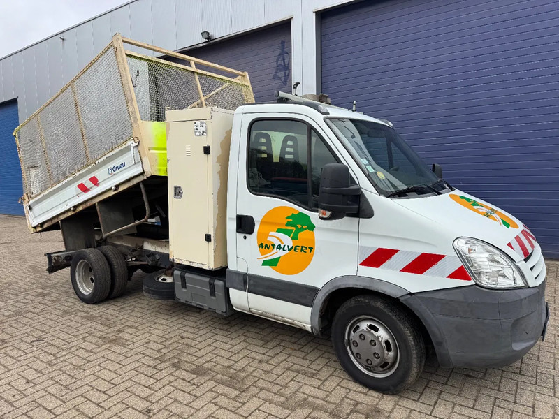 Iveco Daily **35C12-TIPPER-KIPPER** - Tipper van: picture 1 Iveco Daily **35C12-TIPPER-KIPPER** - Tipper van: picture 1