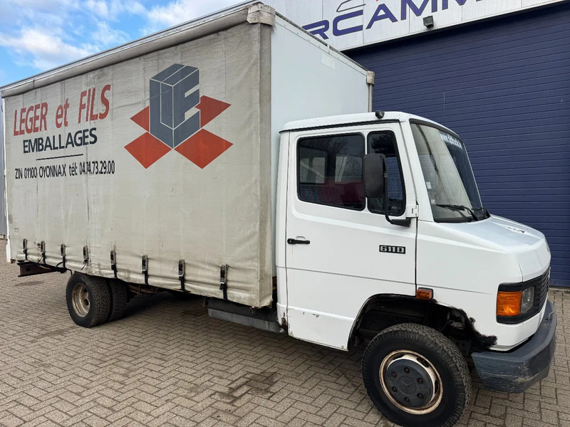 Mercedes-Benz **611D-FRENCH ORIGIN** - Curtainsider truck: picture 3 Mercedes-Benz **611D-FRENCH ORIGIN** - Curtainsider truck: picture 3