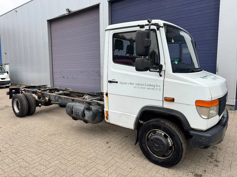 Mercedes-Benz VARIO 815D **CHASSIS-VARIO 815D** - Cab chassis truck: picture 3 Mercedes-Benz VARIO 815D **CHASSIS-VARIO 815D** - Cab chassis truck: picture 3