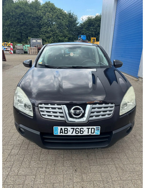 Nissan QASHQAI **DIESEL-AIRCO** - SUV: picture 2 Nissan QASHQAI **DIESEL-AIRCO** - SUV: picture 2