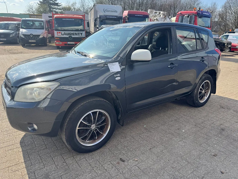 Toyota RAV4 **5DOORS-AIRCO-DIESEL** - Car: picture 1 Toyota RAV4 **5DOORS-AIRCO-DIESEL** - Car: picture 1