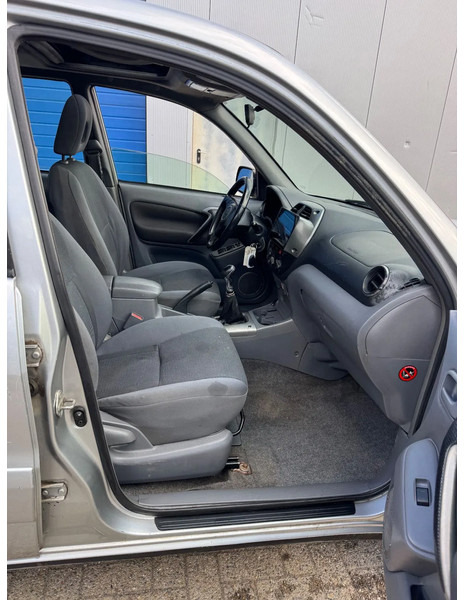 SUV Toyota RAV4 **AIRCO-CLIME-5DOOR**: picture 17