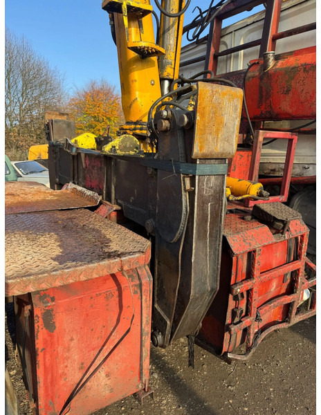 Renault Major 385 **6 CULASSE-A LAMES** - Tractor unit: picture 5 Renault Major 385 **6 CULASSE-A LAMES** - Tractor unit: picture 5