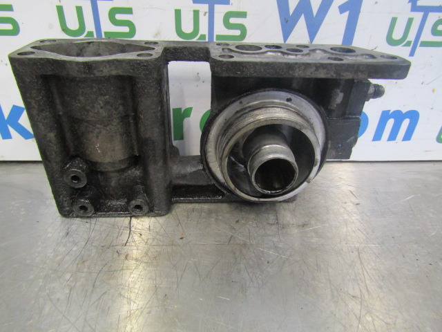 CUMMINS M11 OIL FLTER HOUSING P/NO 3102774 - Engine and parts for Truck: picture 3 CUMMINS M11 OIL FLTER HOUSING P/NO 3102774 - Engine and parts for Truck: picture 3