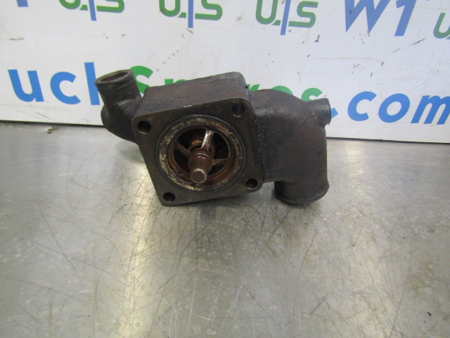 CUMMINS M11 THERMOSTAT HOUSING P/NO 3076793-3 - Engine and parts for Truck: picture 3 CUMMINS M11 THERMOSTAT HOUSING P/NO 3076793-3 - Engine and parts for Truck: picture 3