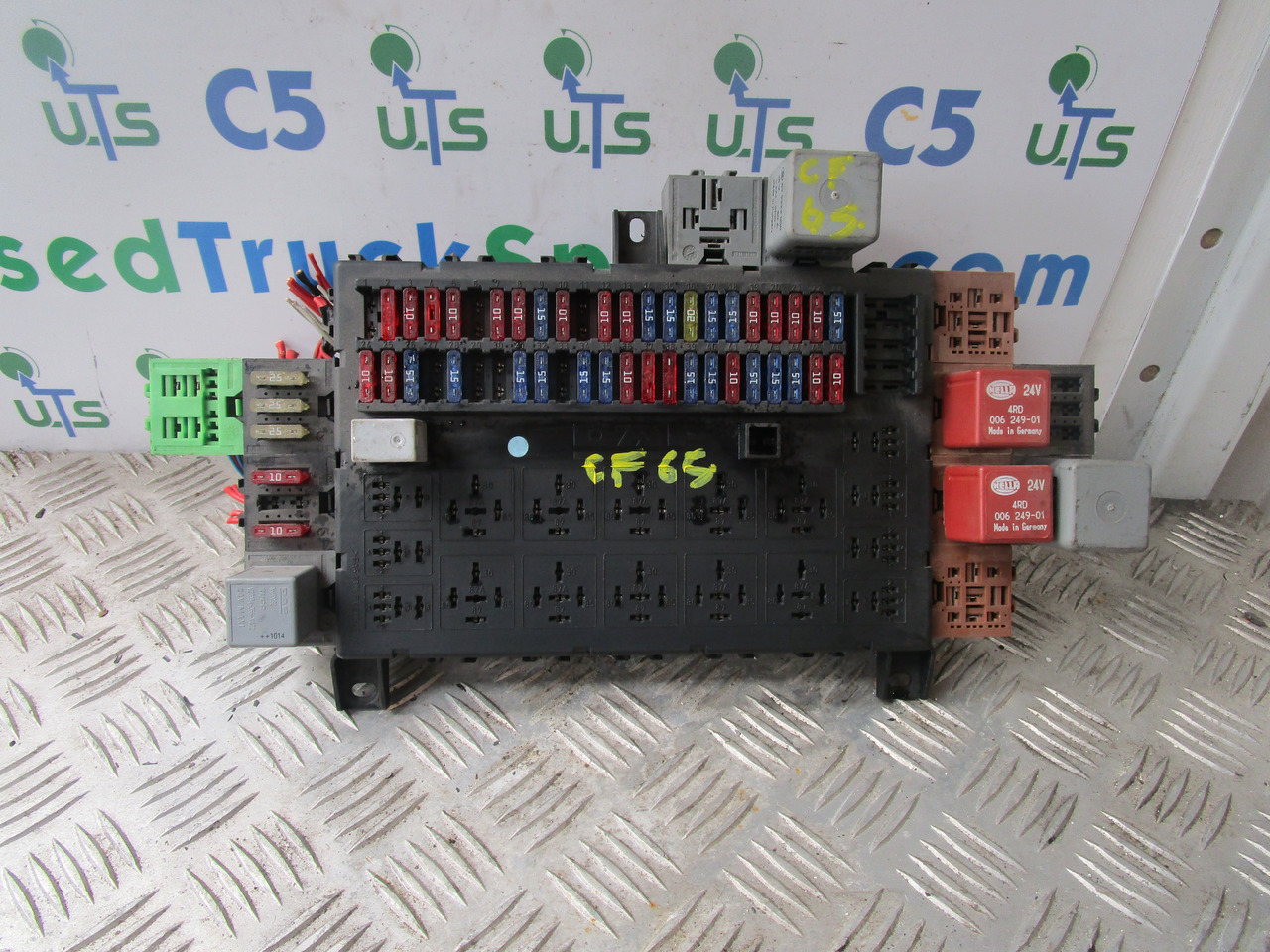 DAF CF 65 FUSEBOARD P/NO 518685102/02 - Electrical system for Truck: picture 1 DAF CF 65 FUSEBOARD P/NO 518685102/02 - Electrical system for Truck: picture 1