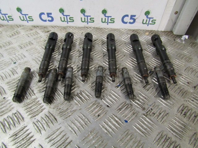DAF CF75 310 EURO 3 BOSCH INJECTORS P/NO 0432191254 - Fuel system for Truck: picture 1 DAF CF75 310 EURO 3 BOSCH INJECTORS P/NO 0432191254 - Fuel system for Truck: picture 1