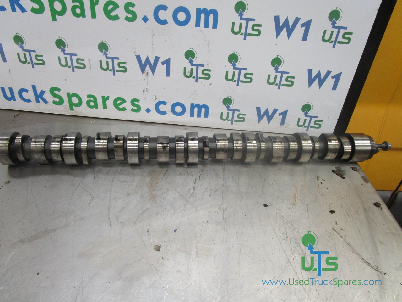 IVECO CURSOR 8 CAMSHAFT P/NO GW86455A - Engine and parts for Truck: picture 1 IVECO CURSOR 8 CAMSHAFT P/NO GW86455A - Engine and parts for Truck: picture 1