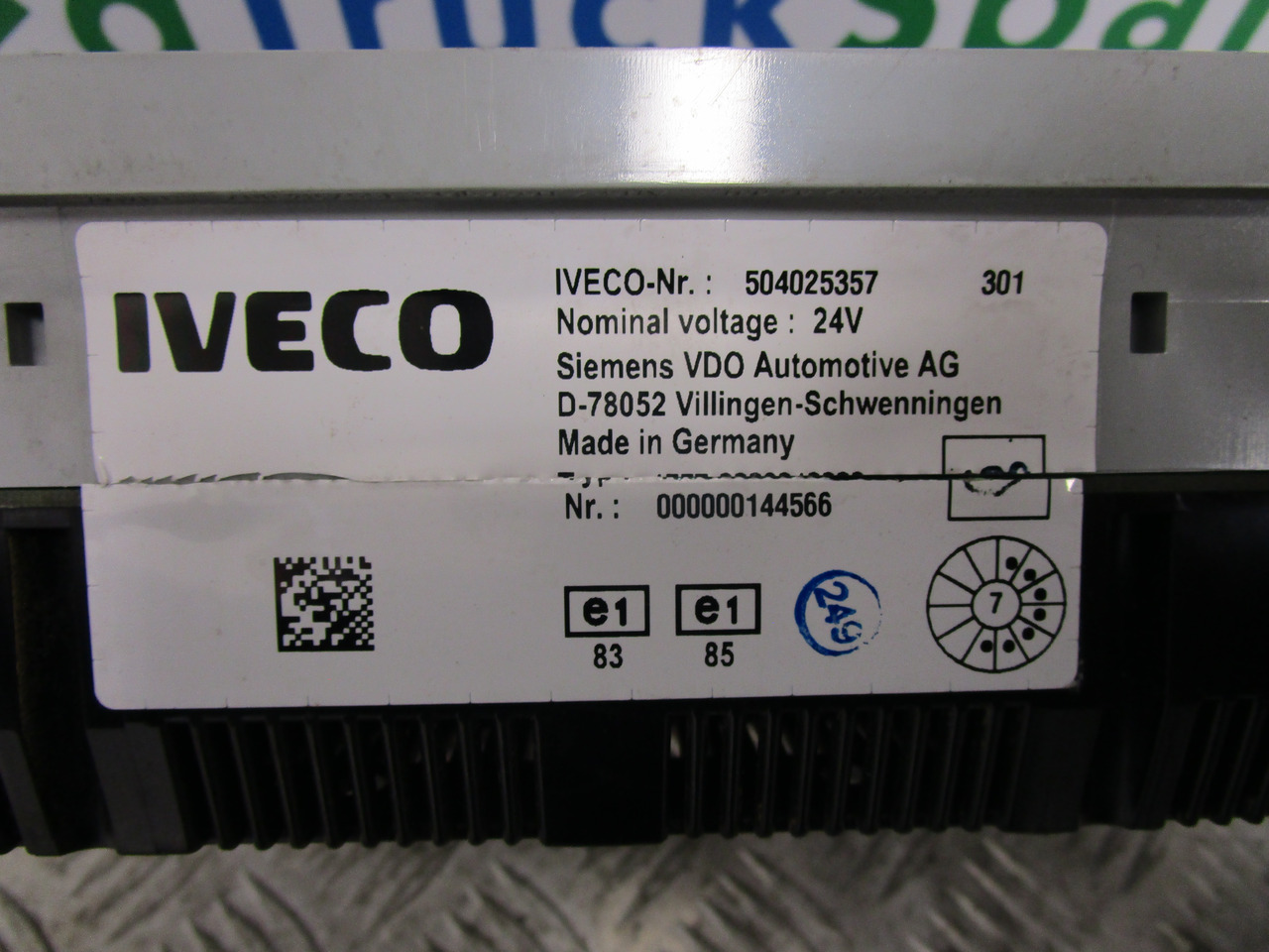 IVECO TECTOR CLOCK CLUSTER P/NO 504025357 - Electrical system for Truck: picture 2 IVECO TECTOR CLOCK CLUSTER P/NO 504025357 - Electrical system for Truck: picture 2