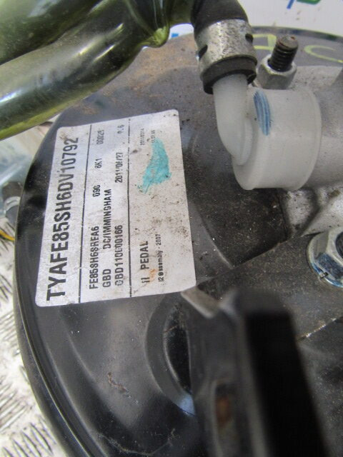 MITSUBISHI FUSO 7C BRAKE SERVO COMPLETE - Brake parts for Truck: picture 2 MITSUBISHI FUSO 7C BRAKE SERVO COMPLETE - Brake parts for Truck: picture 2