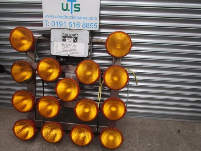 ROAD TRAFFIC MANAGEMENT LIGHTING SET - Electrical system for Municipal/ Special vehicle: picture 2 ROAD TRAFFIC MANAGEMENT LIGHTING SET - Electrical system for Municipal/ Special vehicle: picture 2