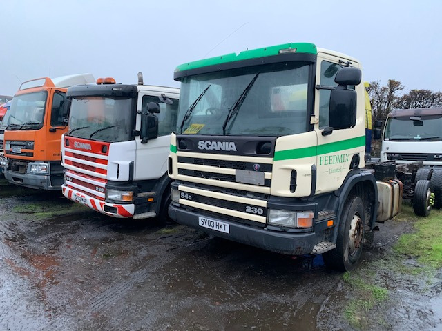 SCANIA P94 230 2003 BREAKING - Tractor unit: picture 1 SCANIA P94 230 2003 BREAKING - Tractor unit: picture 1