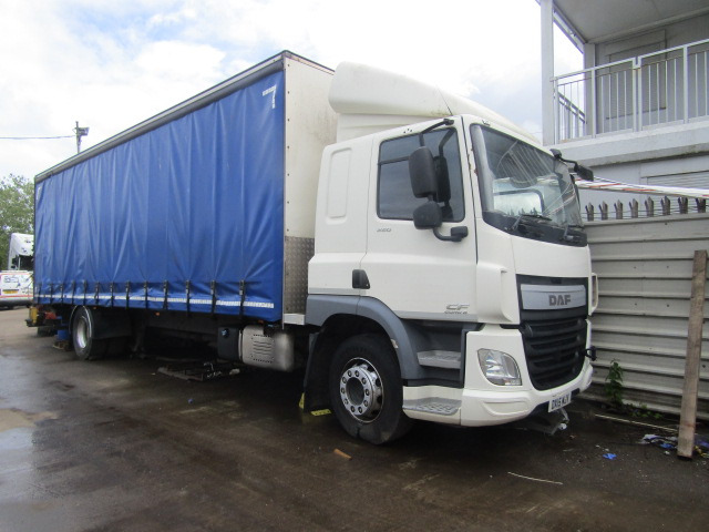DAF CF 65 250 MANUAL 2015 BREAKING FOR SPARES - Truck: picture 1 DAF CF 65 250 MANUAL 2015 BREAKING FOR SPARES - Truck: picture 1