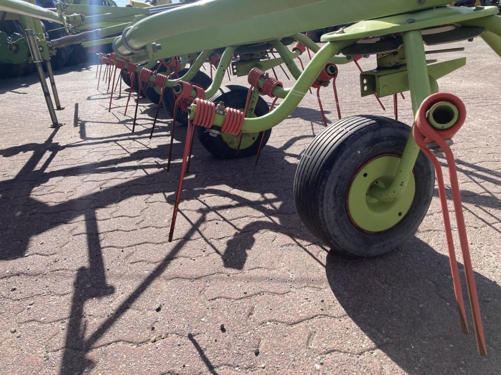 CLAAS VOLTO 64 - Tedder/ Rake: picture 3 CLAAS VOLTO 64 - Tedder/ Rake: picture 3