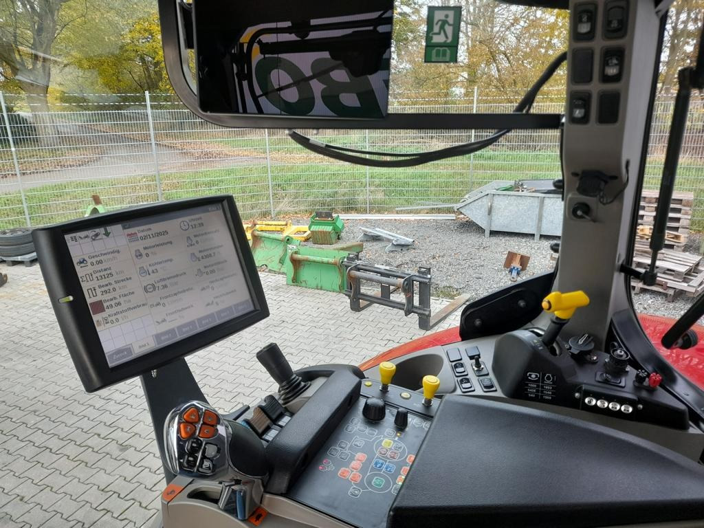 Farm tractor Case IH Puma 165 MC: picture 14