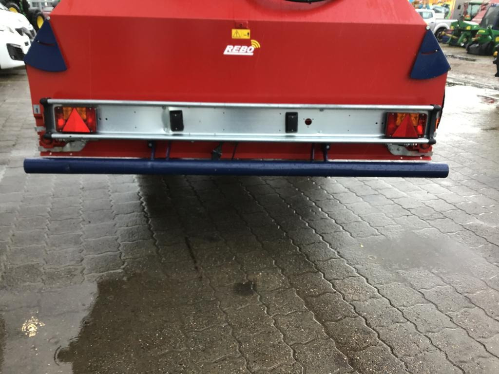 Mayer VM-18 DUO T - Forage mixer wagon: picture 3 Mayer VM-18 DUO T - Forage mixer wagon: picture 3