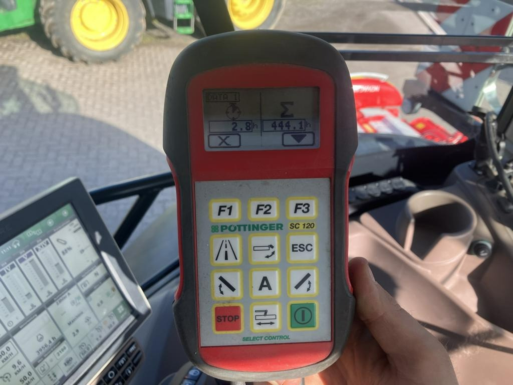 Pöttinger NOVACAT A10 CF - Mower: picture 3 Pöttinger NOVACAT A10 CF - Mower: picture 3