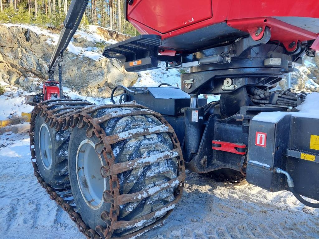 Forestry harvester Komatsu 931.1: picture 20