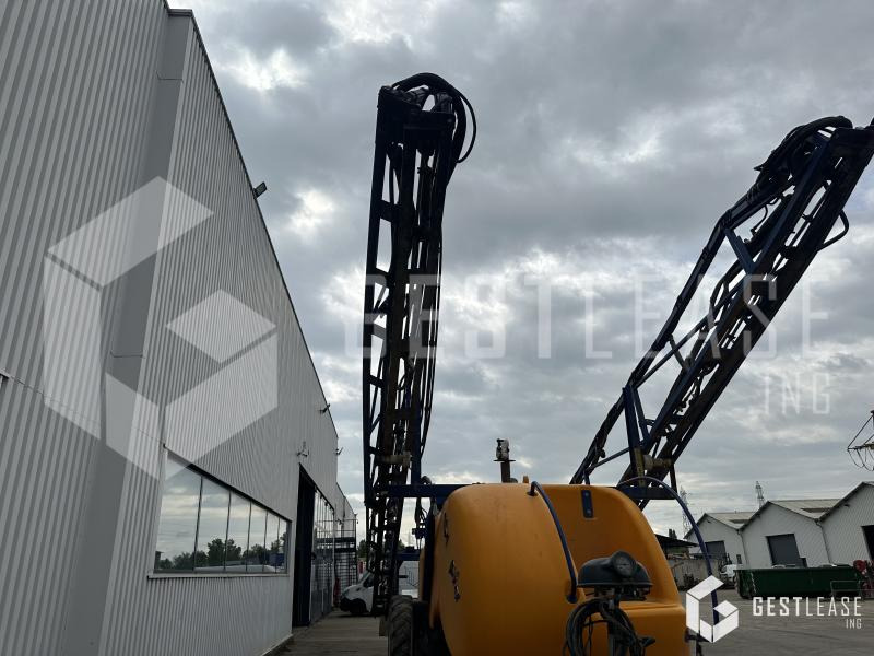 Trailed sprayer Caruelle Olympia 250S: picture 7