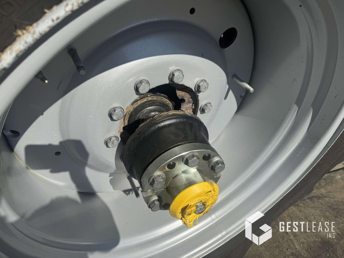 Farm tractor Case IH Puma CVX 200: picture 7