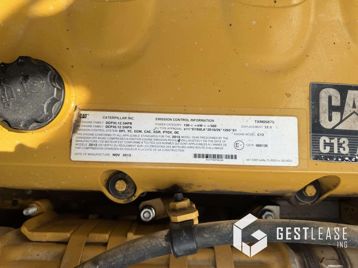 Crawler excavator Caterpillar 349 EL: picture 18