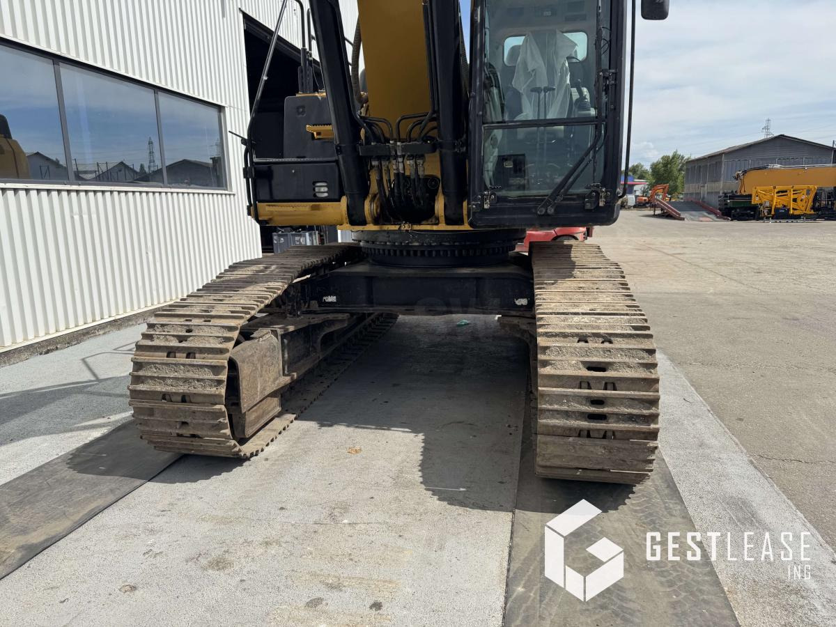 Crawler excavator Caterpillar 349 EL: picture 10