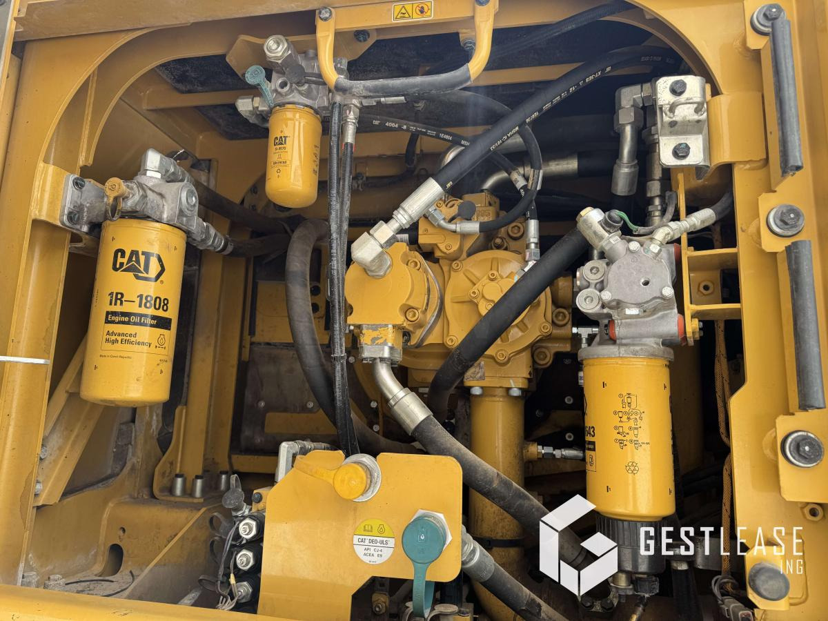 Crawler excavator Caterpillar 349 EL: picture 15