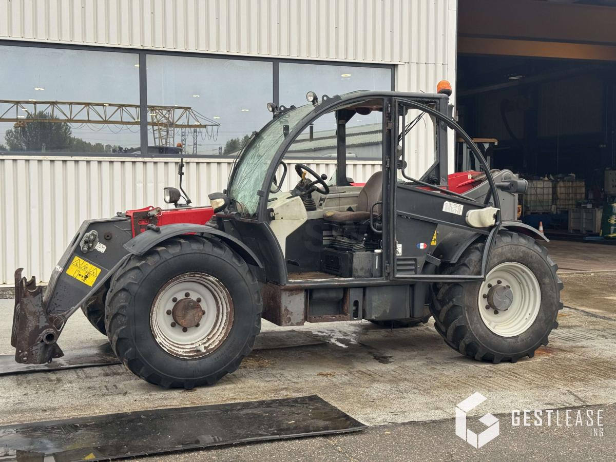 MASSEY FERGUSON 9407 - Reach truck: picture 1 MASSEY FERGUSON 9407 - Reach truck: picture 1