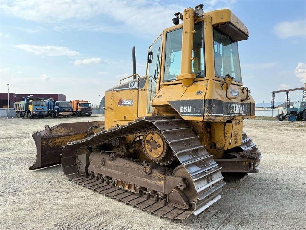 CAT D5N LGP - Bulldozer: picture 4 CAT D5N LGP - Bulldozer: picture 4