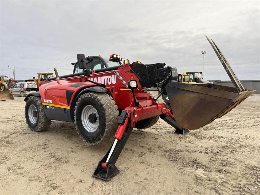 Manitou MT 1840 bucket + forks - Telescopic handler: picture 5 Manitou MT 1840 bucket + forks - Telescopic handler: picture 5