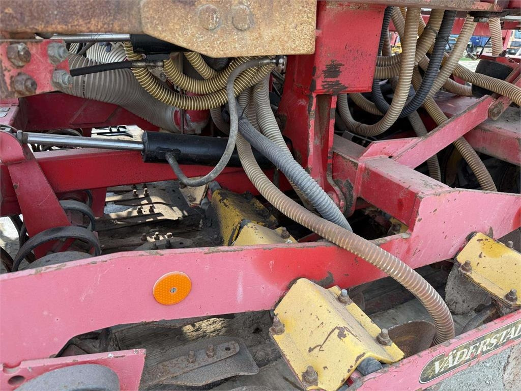 Vaderstad Rapid 600 F on lease Vaderstad Rapid 600 F: picture 21 Vaderstad Rapid 600 F on lease Vaderstad Rapid 600 F: picture 21