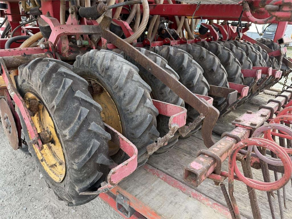 Vaderstad Rapid 600 F on lease Vaderstad Rapid 600 F: picture 23 Vaderstad Rapid 600 F on lease Vaderstad Rapid 600 F: picture 23