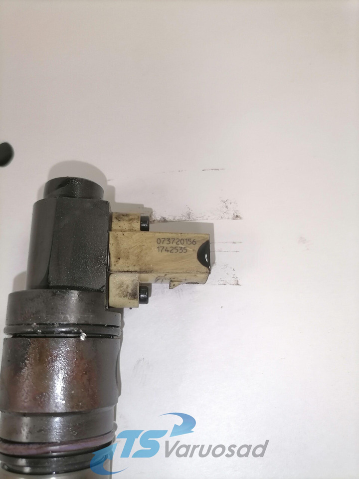 DAF Injector 1742535 - Fuel pump for Truck: picture 2 DAF Injector 1742535 - Fuel pump for Truck: picture 2