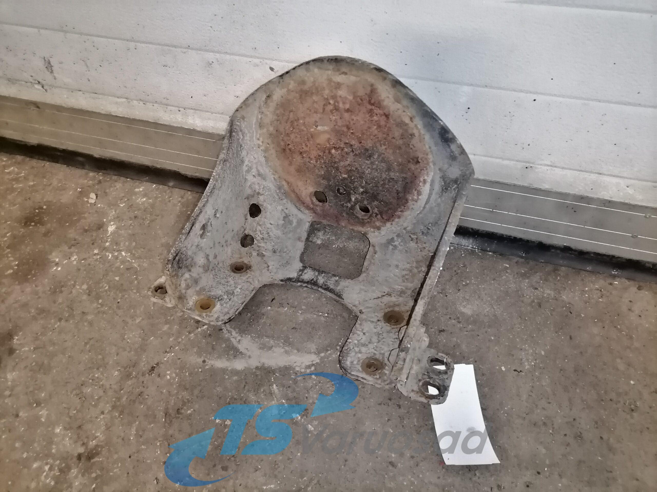 MAN Air spring bracket 81354405016 - Air suspension for Truck: picture 1 MAN Air spring bracket 81354405016 - Air suspension for Truck: picture 1