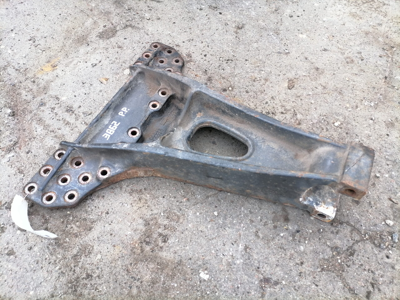 MAN Bracket 81432153025 - Suspension for Truck: picture 4 MAN Bracket 81432153025 - Suspension for Truck: picture 4
