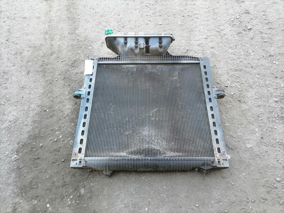 MAN Cooling radiator 81061016472 - Radiator for Truck: picture 2 MAN Cooling radiator 81061016472 - Radiator for Truck: picture 2