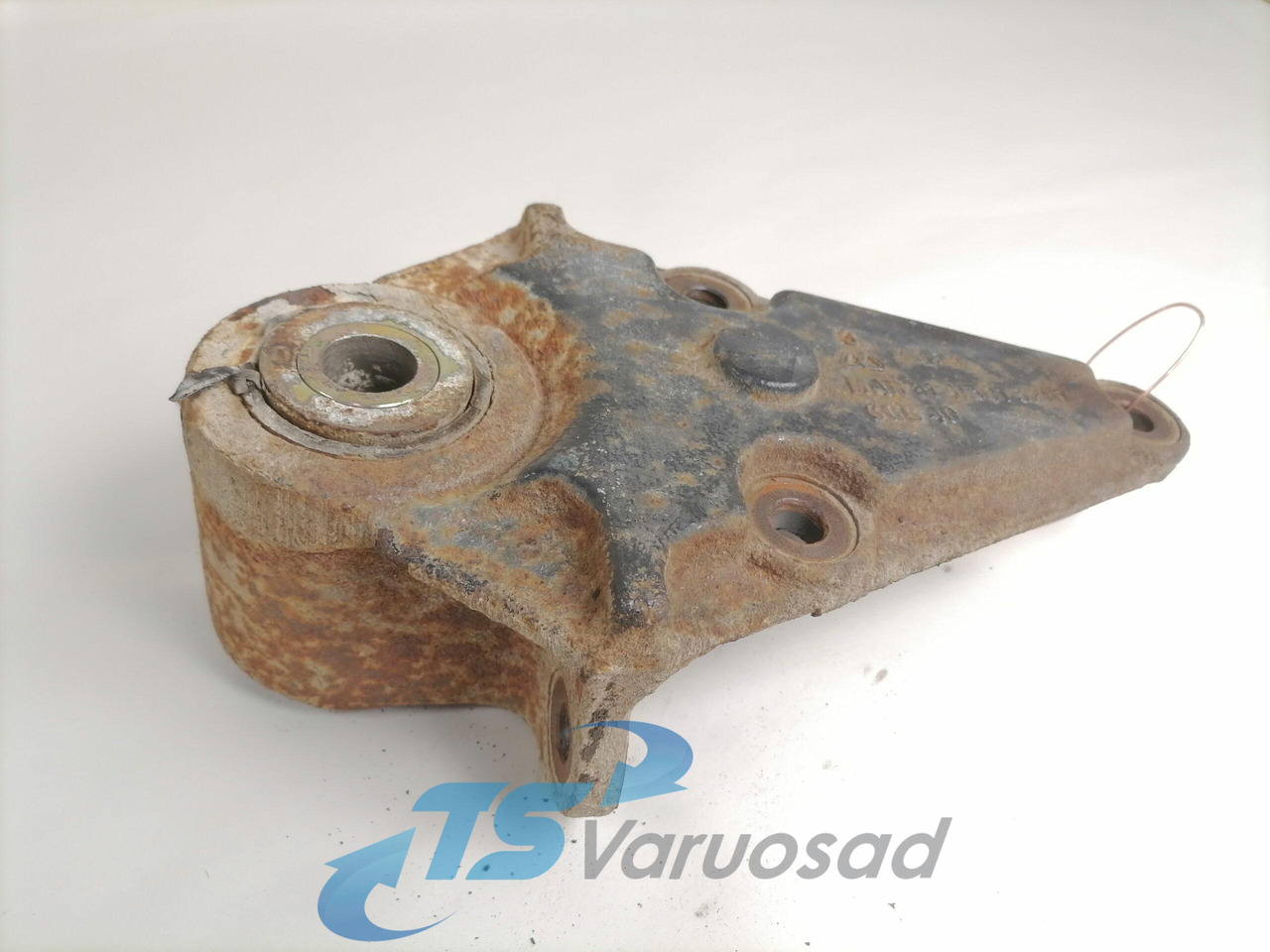 MAN Leaf spring bracket 81413013267 - Suspension for Truck: picture 2 MAN Leaf spring bracket 81413013267 - Suspension for Truck: picture 2