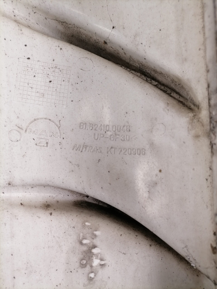 MAN MAN kabiini nurgapõsk, parem 81624100046 - Grill for Truck: picture 4 MAN MAN kabiini nurgapõsk, parem 81624100046 - Grill for Truck: picture 4