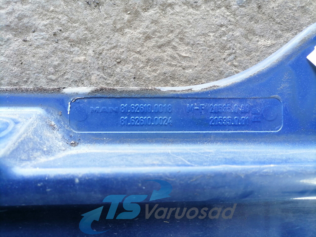 MAN Ukse pikendus, parem 81626100018 - Door and parts for Truck: picture 2 MAN Ukse pikendus, parem 81626100018 - Door and parts for Truck: picture 2