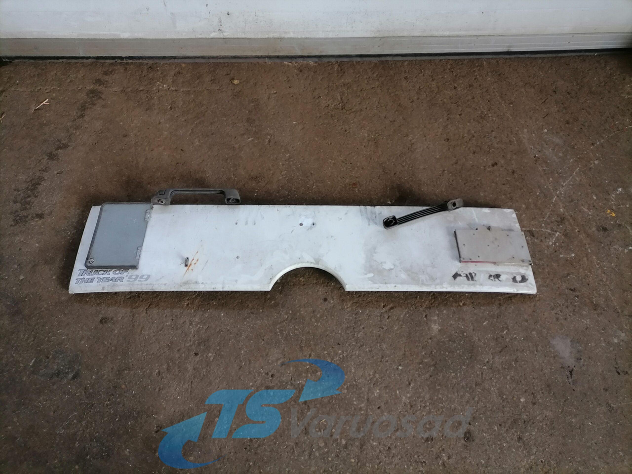 MB Iluvõre 9737500302 - Grill for Truck: picture 1 MB Iluvõre 9737500302 - Grill for Truck: picture 1