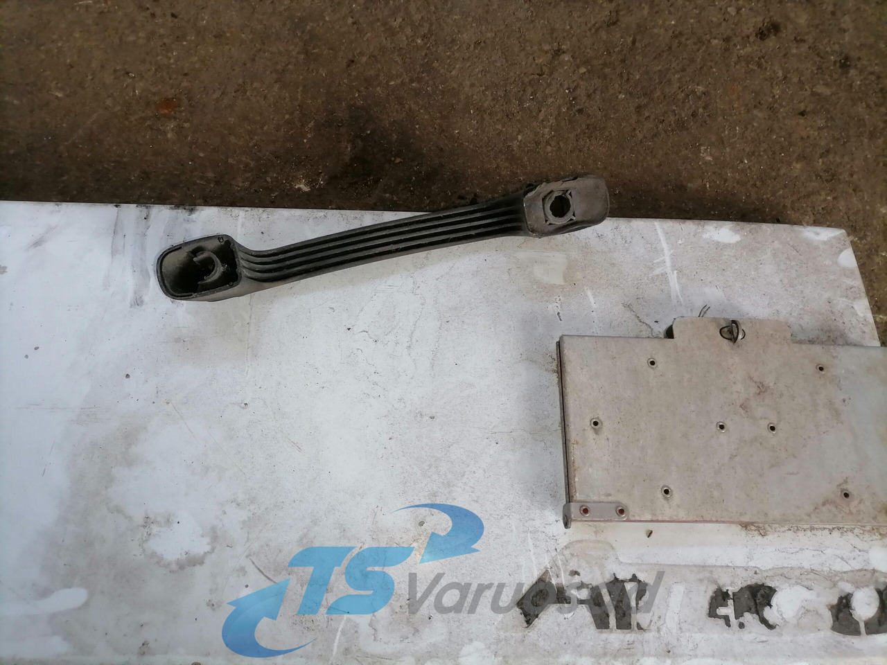 MB Iluvõre 9737500302 - Grill for Truck: picture 4 MB Iluvõre 9737500302 - Grill for Truck: picture 4