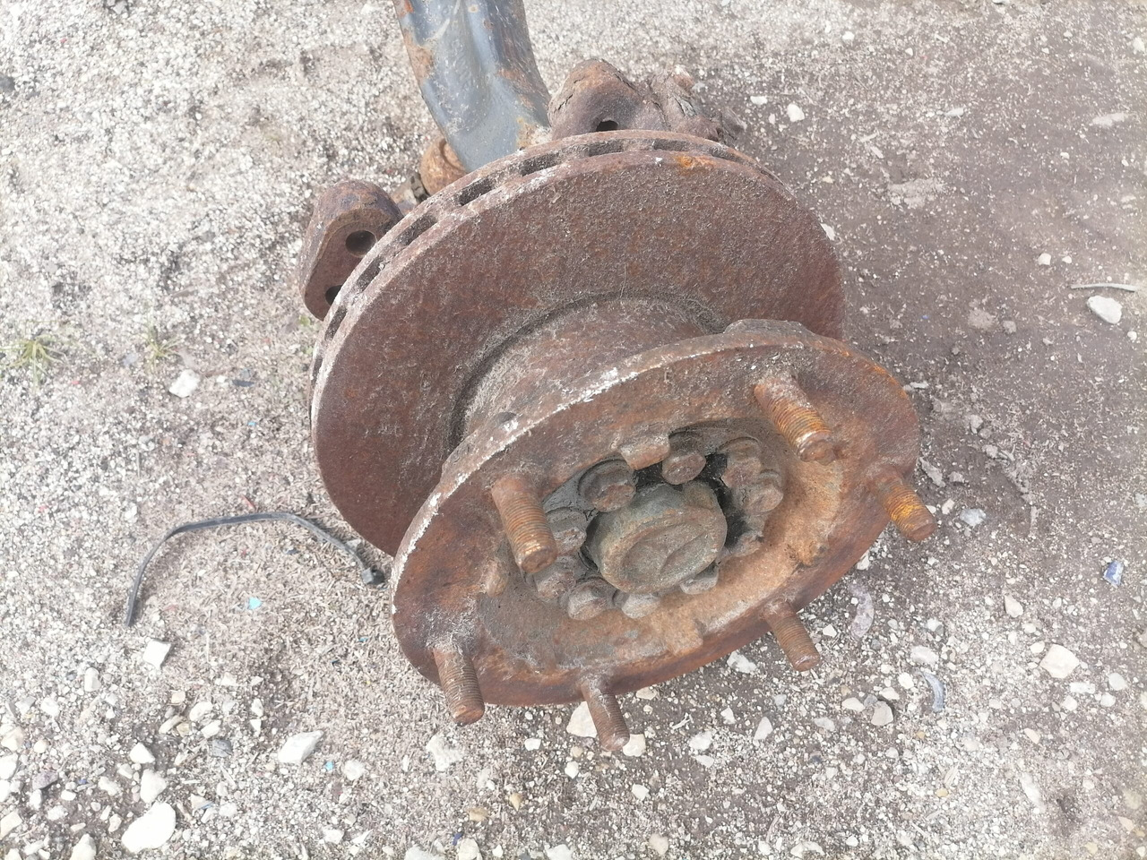 MB MB atego esisilla tala VL2/210C - Front axle for Truck: picture 5 MB MB atego esisilla tala VL2/210C - Front axle for Truck: picture 5